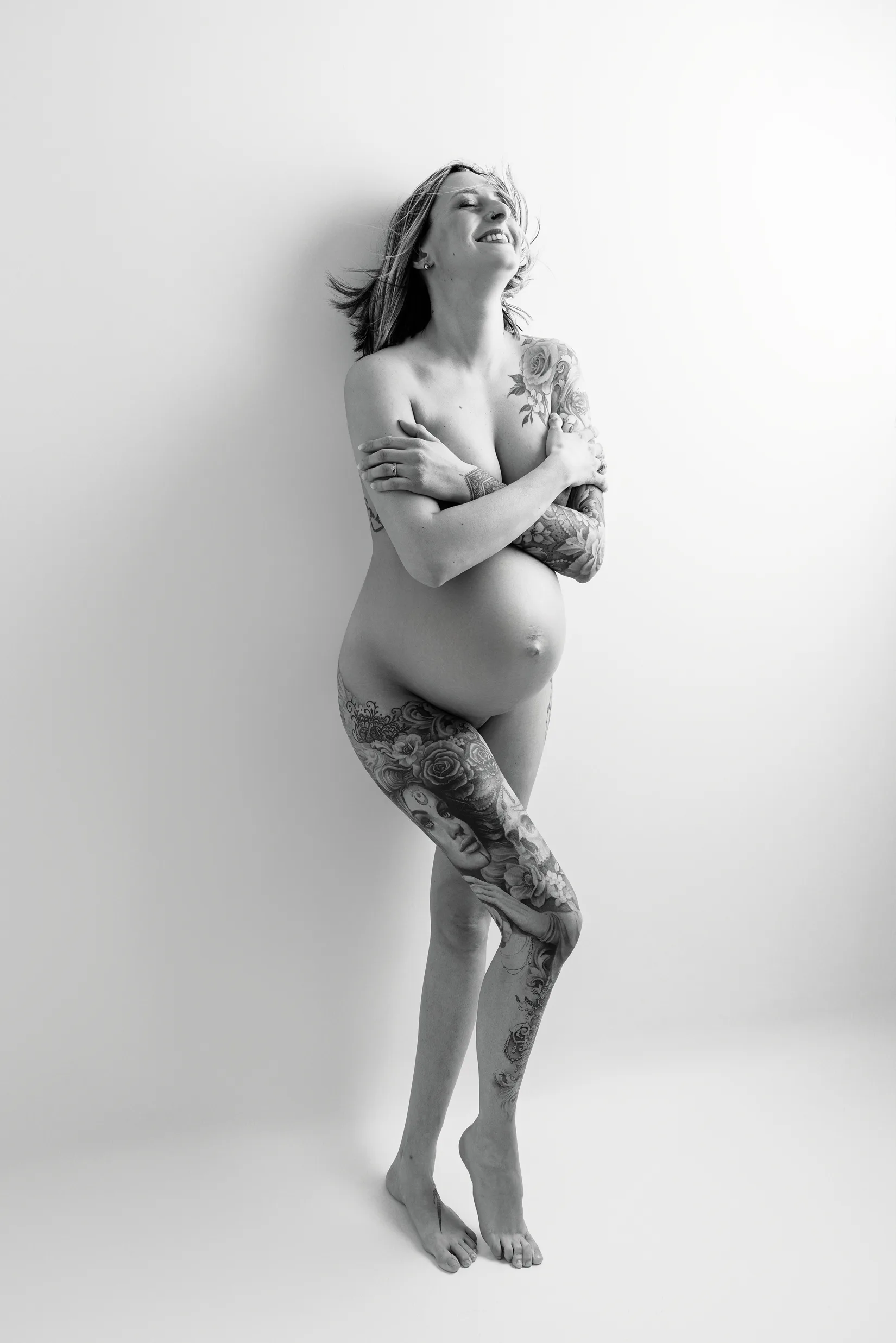 Portrait artistique d’une future maman au studio Mini Moi près de Toulouse — séance grossesse n°33