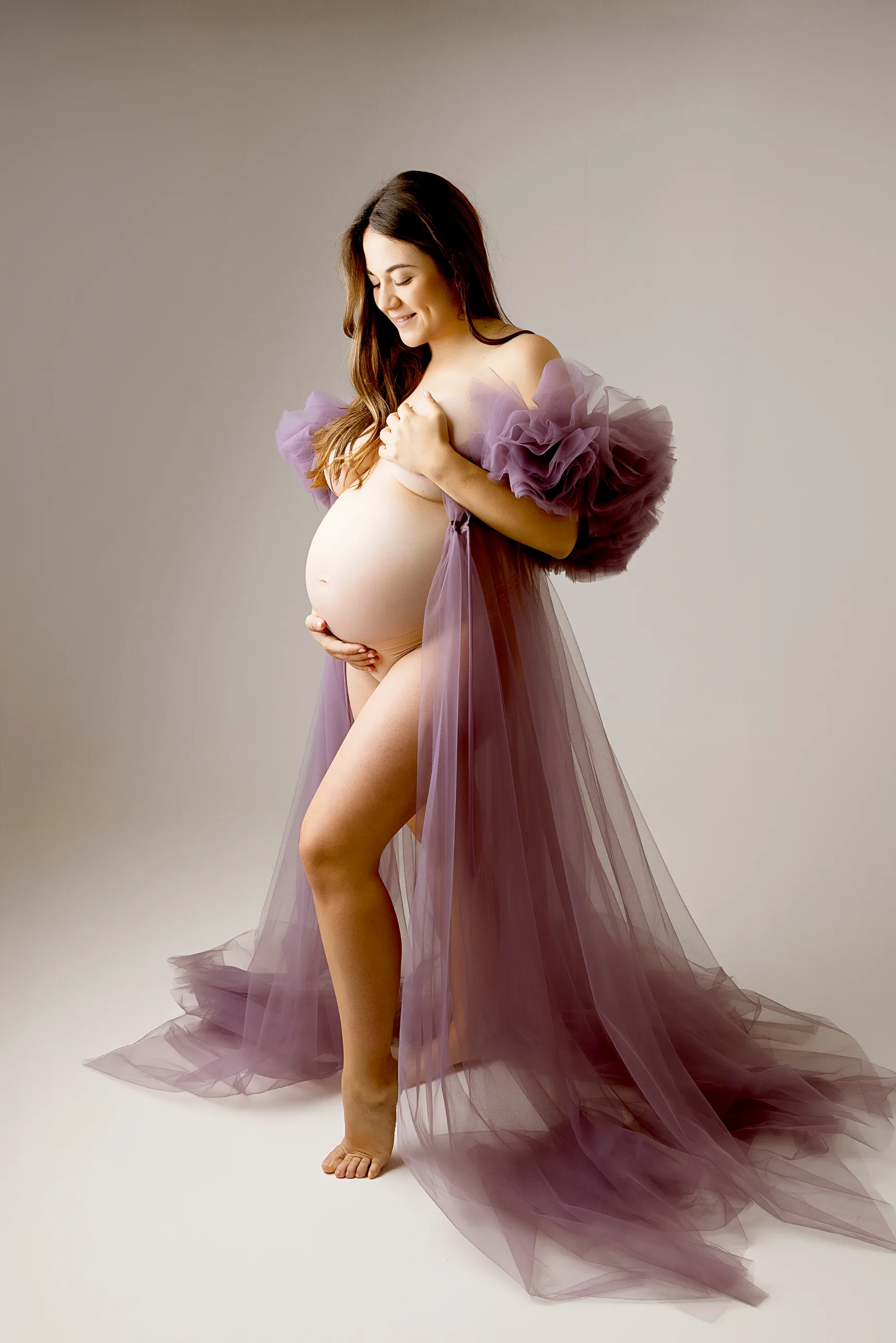 Portrait artistique d’une future maman au studio Mini Moi près de Toulouse — séance grossesse n°52