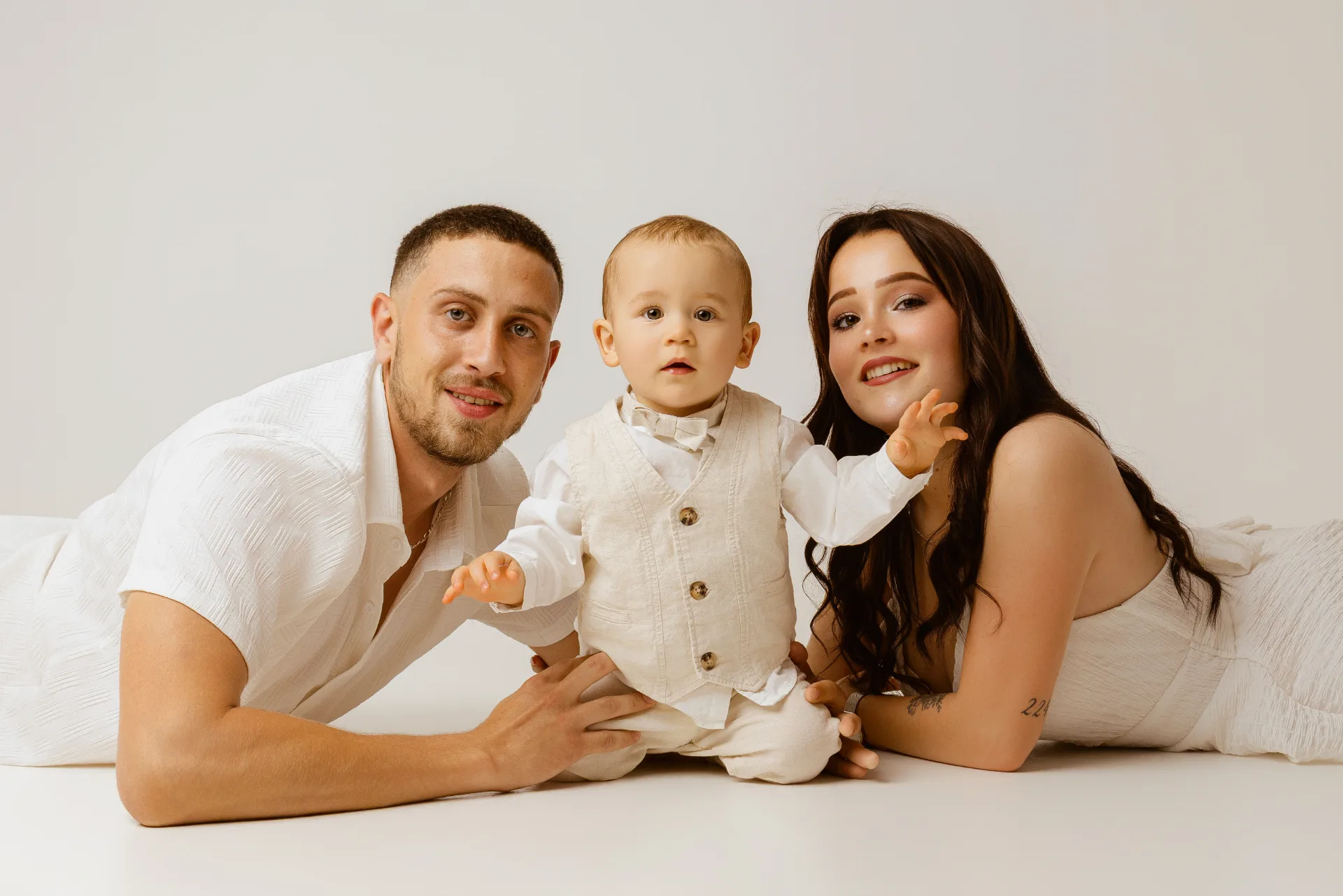 Portrait de famille réalisé par Mini Moi Photographie près de Toulouse — séance famille n°125