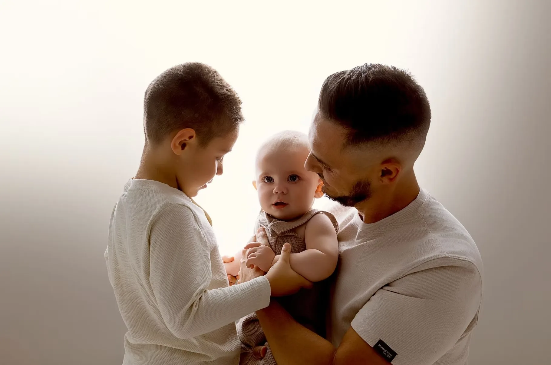 Portrait de famille réalisé par Mini Moi Photographie près de Toulouse — séance famille n°172